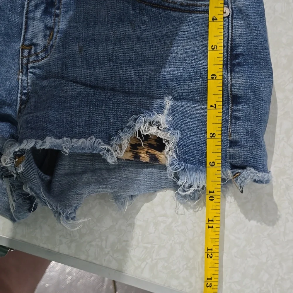 Kancan Denim Shorts Women's Small Blue Distressed - Picture 11 of 15